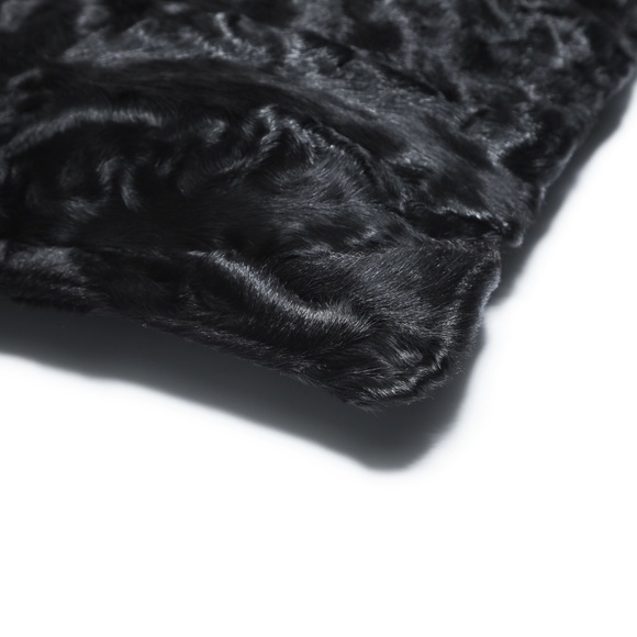 LOEWE fur handbag in black - Picture 9 of 13